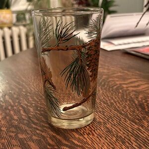 Pinecone Design Glass Tumbler